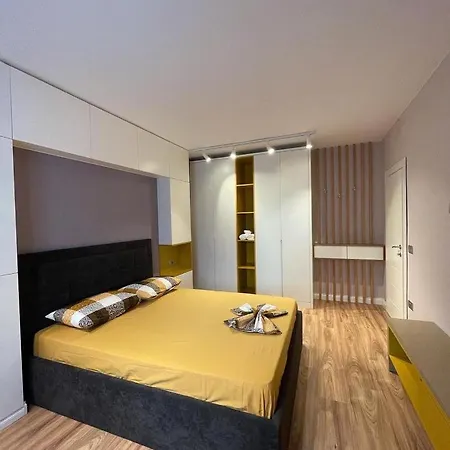 Luxurious - 120m2, Best Location & Sea View *